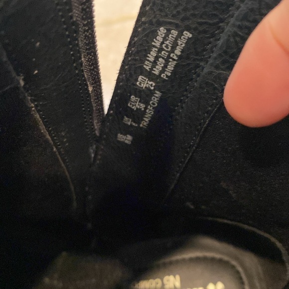 Naturalizer black booties size 8, almost new - Picture 4 of 5